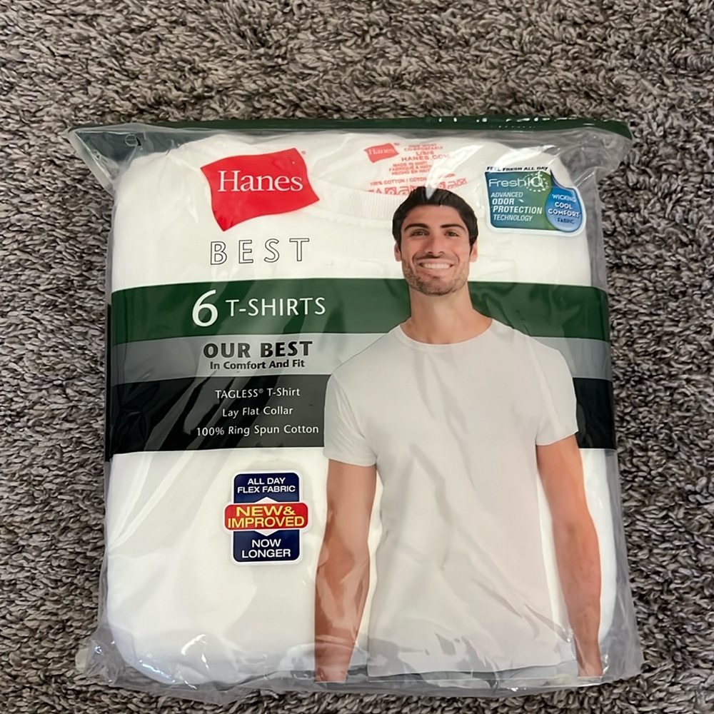 6 T-shirts. NEW. Size Large